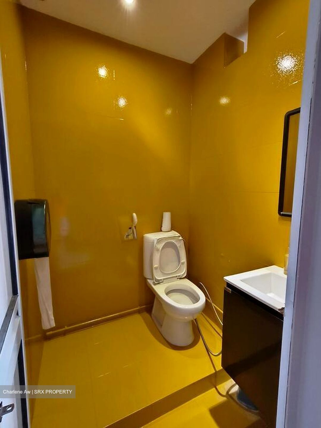 112 Katong (D15), Shop House #512808231